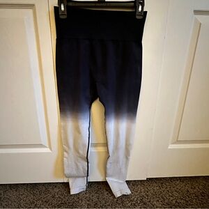 ZYIA Black and White Ombré Performance Hi-Rise Leggings Size 12